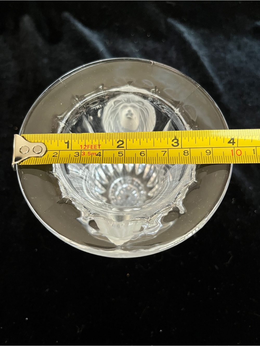 VINTAGE BOMBAY CRYSTAL VASE Frosted LIONS HEAD on each side - Picture 6 of 9